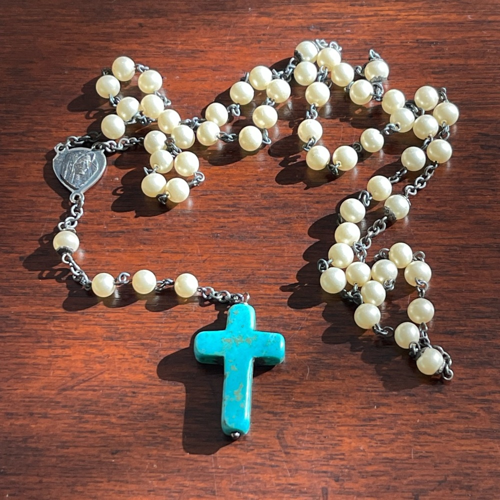 Howlite turquoise faux pearl oxidized silver tone metal rosary